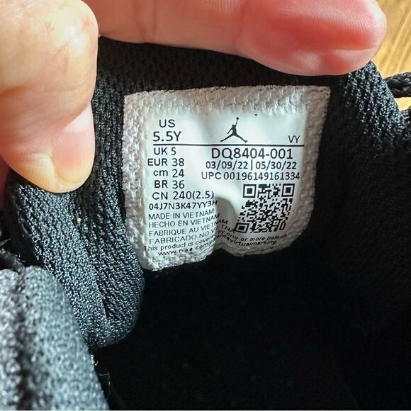 JORDAN YOUTH SHOES - Picture 5 of 7